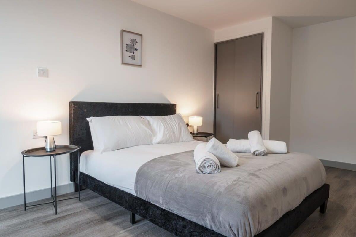 Modern 1 Bed Apartment In Liverpool Centre Exterior foto